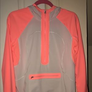 Lululemon long sleeve pullover